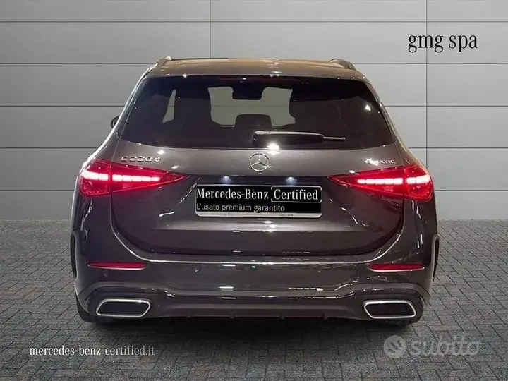 Mercedes-Benz C-Class 2024 photo 4