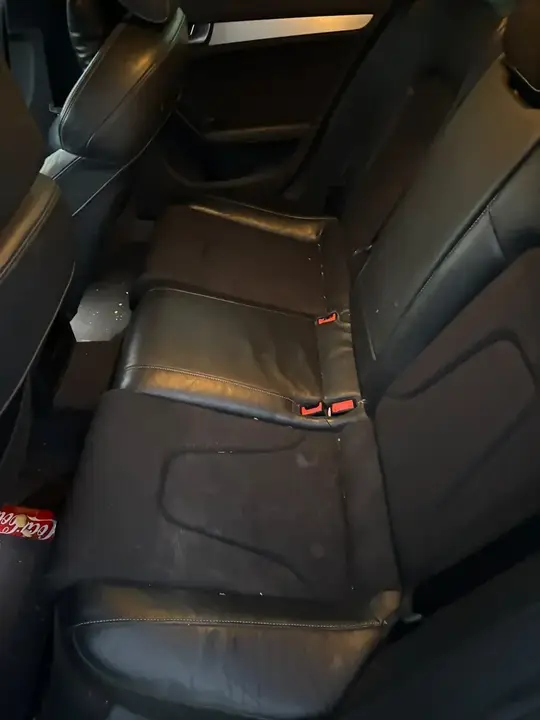 Audi A4 2010 photo 3