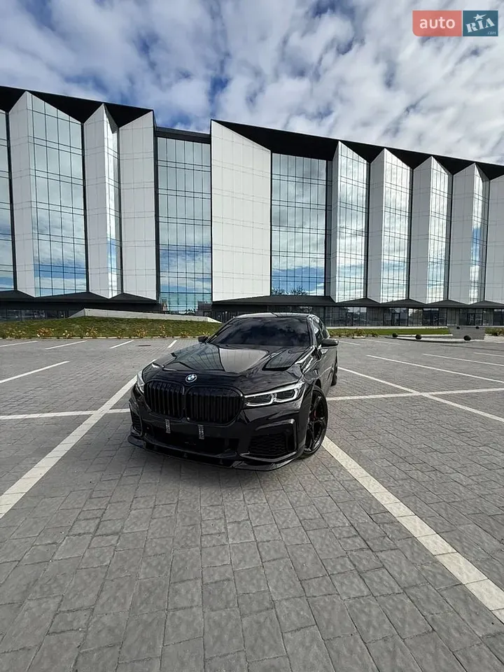 BMW 7 Series 2019 photo 3