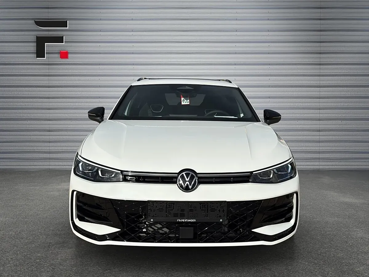 Volkswagen Passat 2026 photo 2