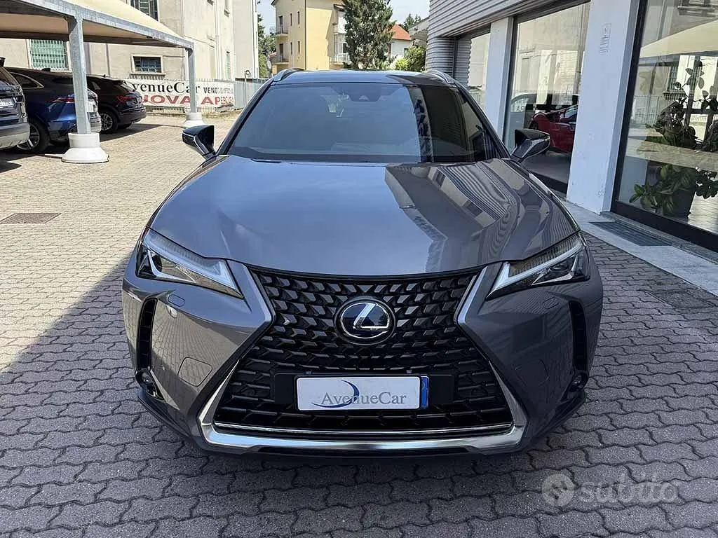 Lexus Ux 2022 photo 2