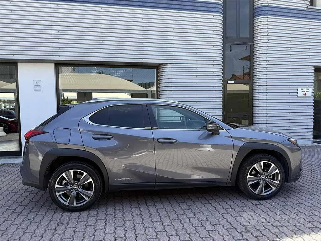 Lexus Ux 2022 photo 4