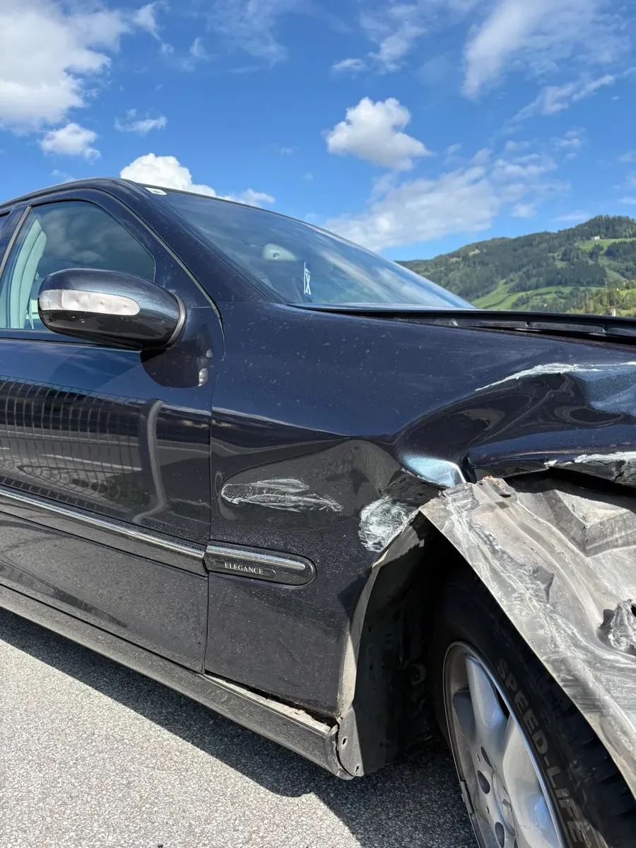 Mercedes-Benz C-Class 2001 photo 3