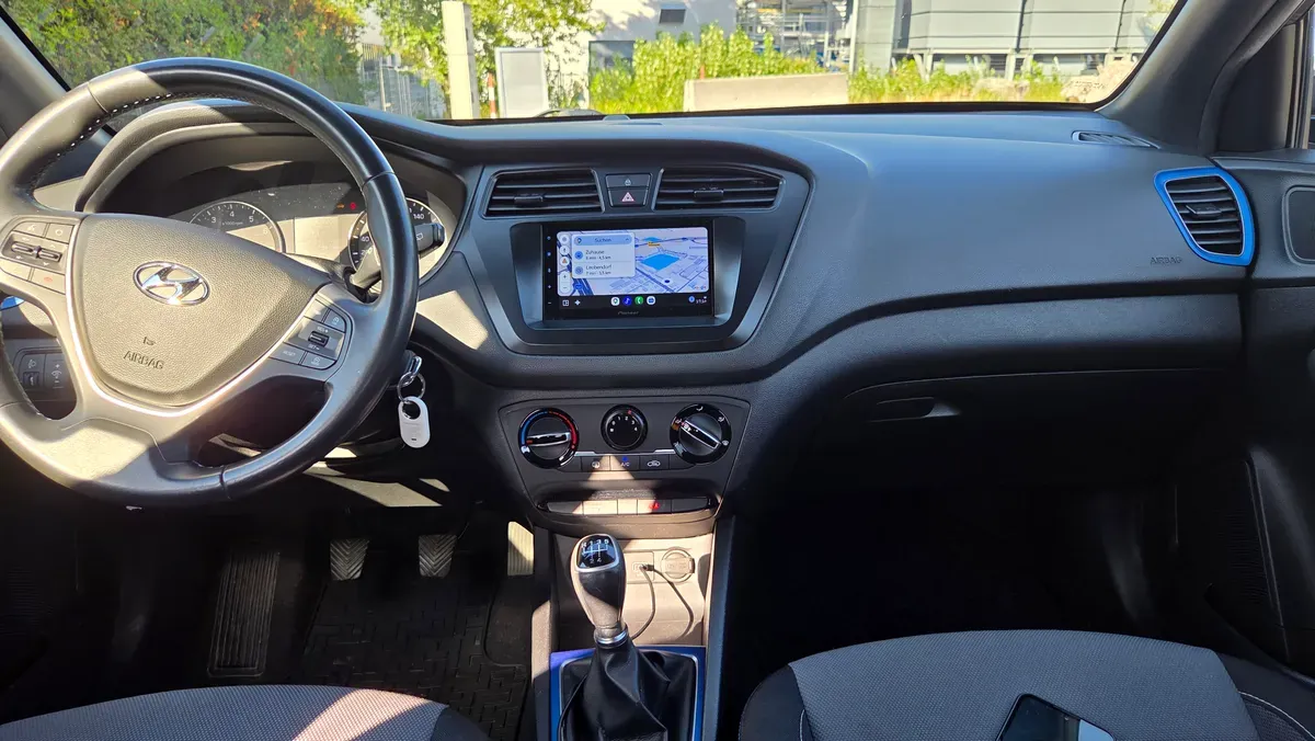 Hyundai I20 2016 photo 2