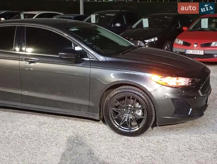 Ford Fusion 2020 photo 5