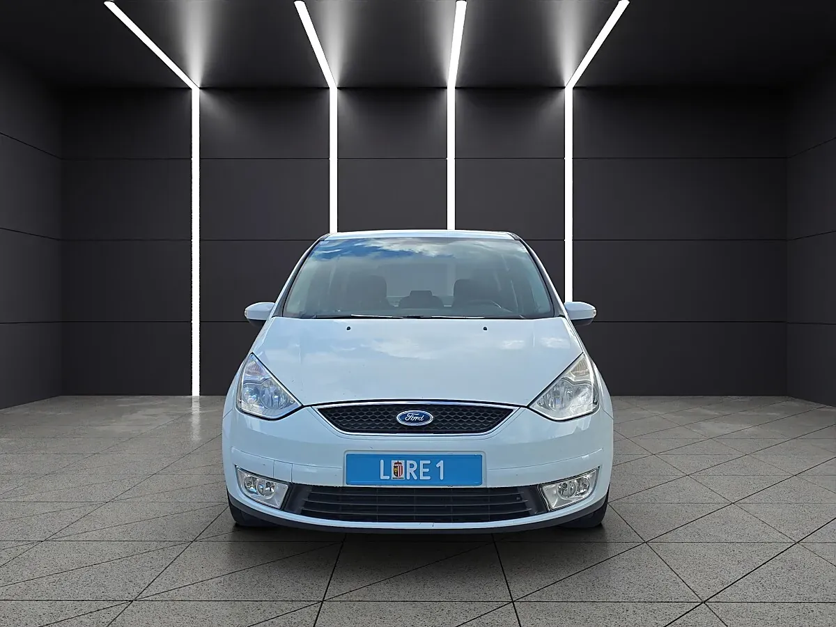 Ford Galaxy 2009 photo 2