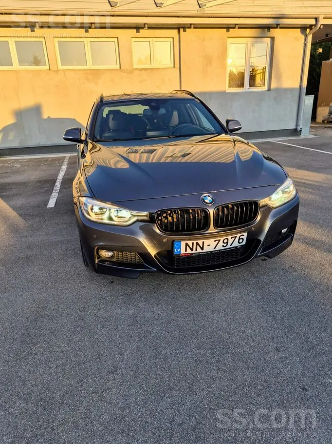 BMW 320 2019 photo 2