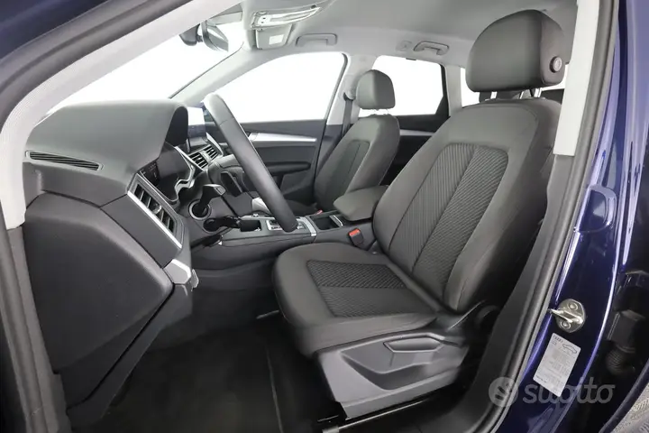Audi Q5 2024 photo 2