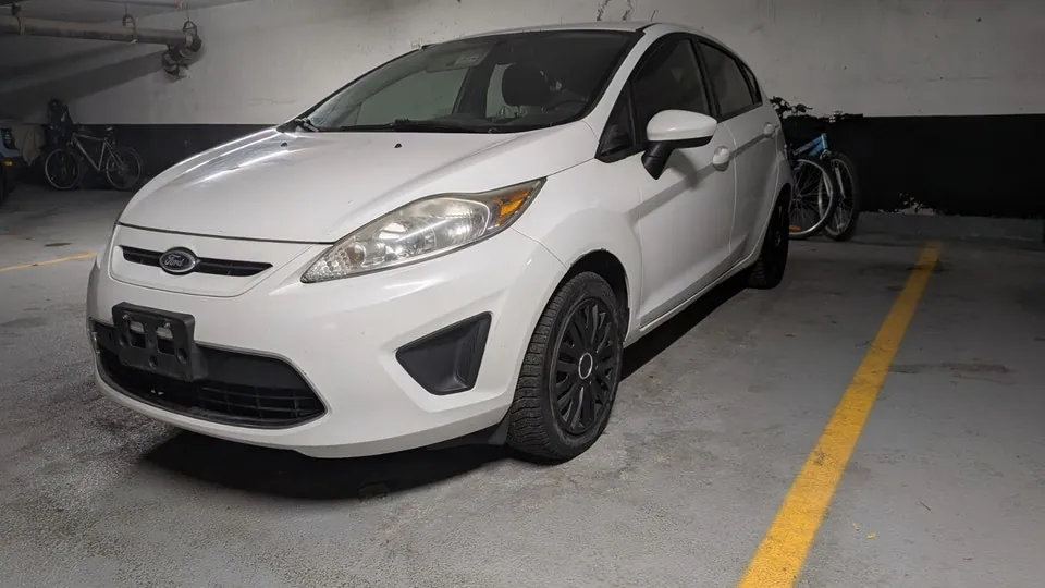 Ford Fiesta 2008 photo 2