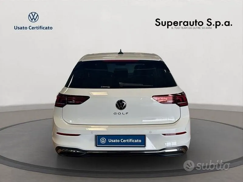Volkswagen Golf 2026 photo 5