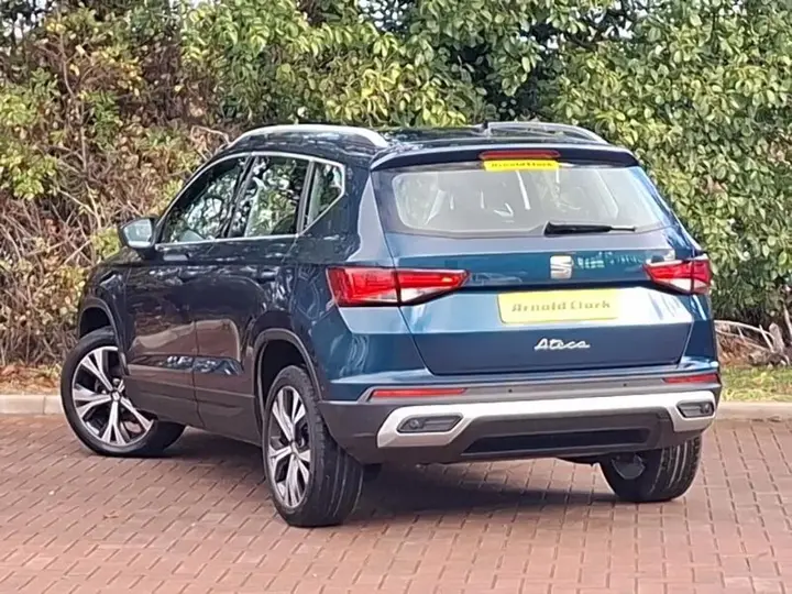 Seat Ateca 2023 photo 2