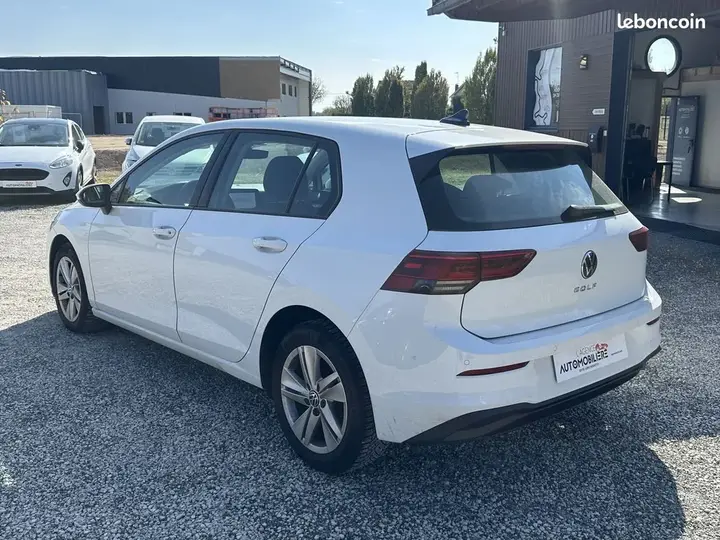 Volkswagen Golf 2023 photo 3