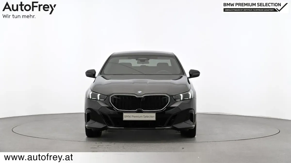 BMW 5 Series 2026 photo 3