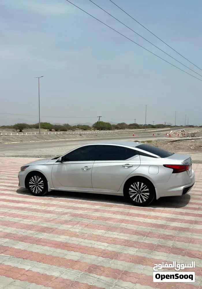 Nissan Altima 2023 photo 5