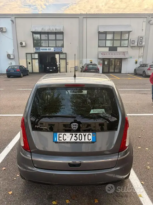 Lancia Musa 2010 photo 4