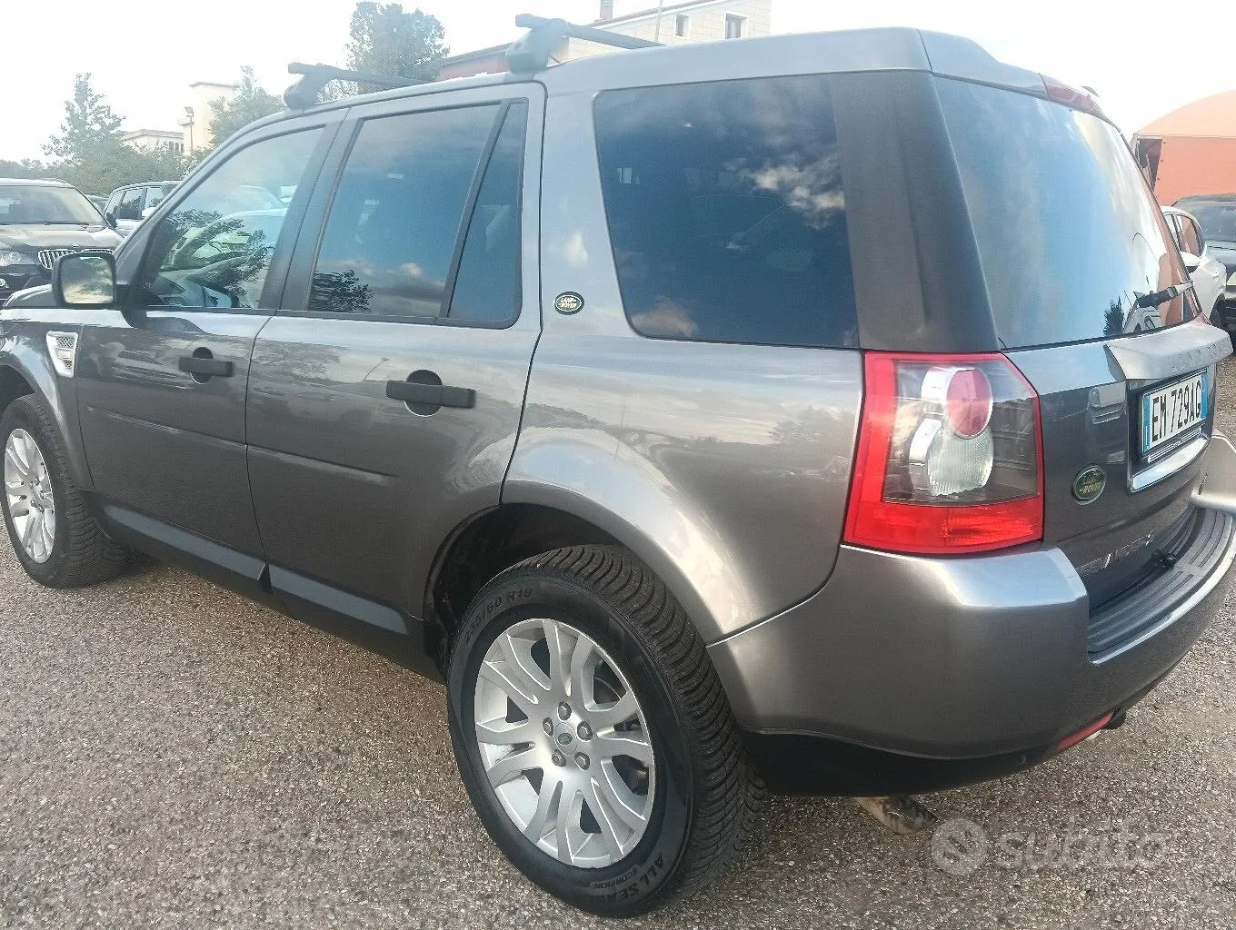 Land Rover Freelander 2014 photo 2