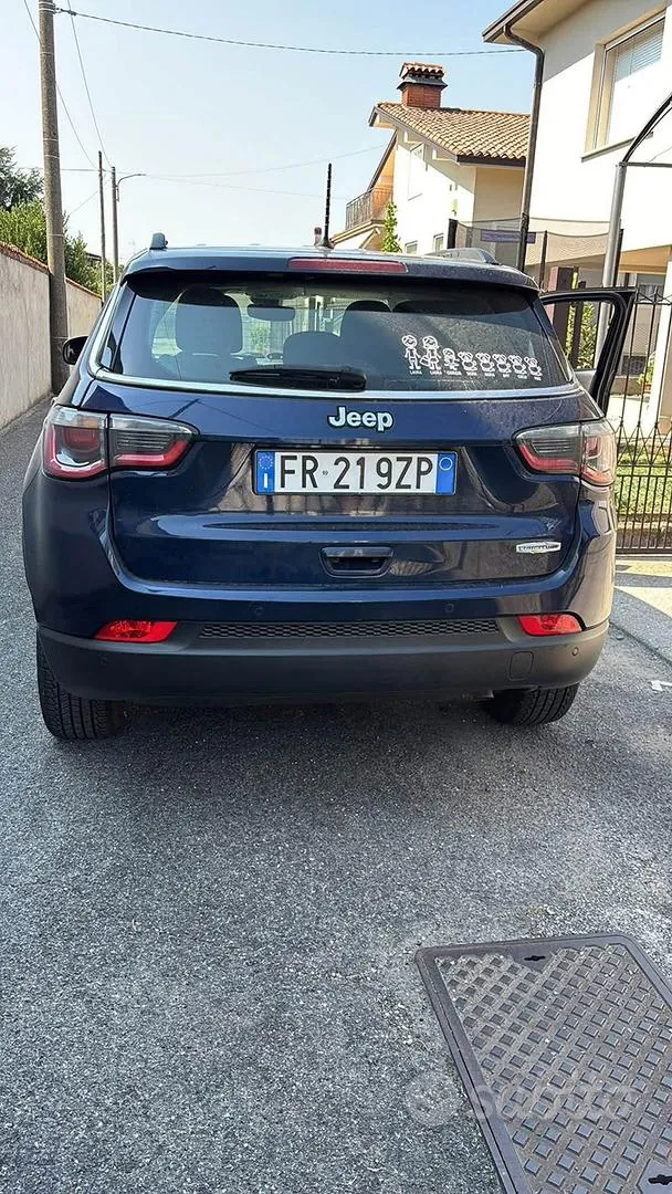 Jeep Compass 2018 photo 2