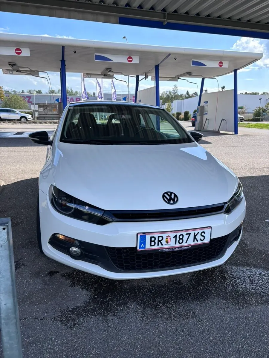 Volkswagen Scirocco 2011 photo 3