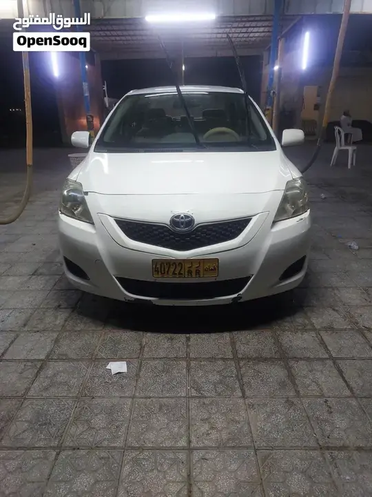 Toyota Yaris 2010 photo 2