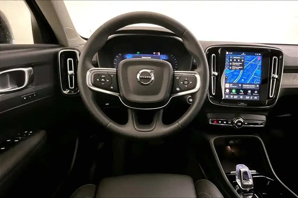 Volvo Xc40 2025 photo 5