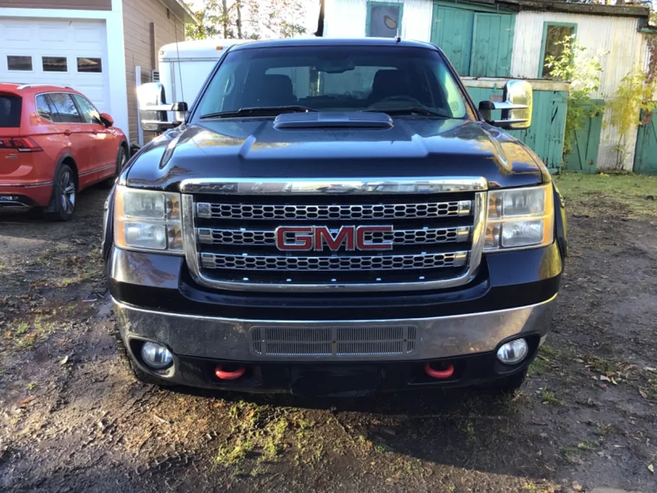 GMC Sierra 2500Hd 2013 photo 2