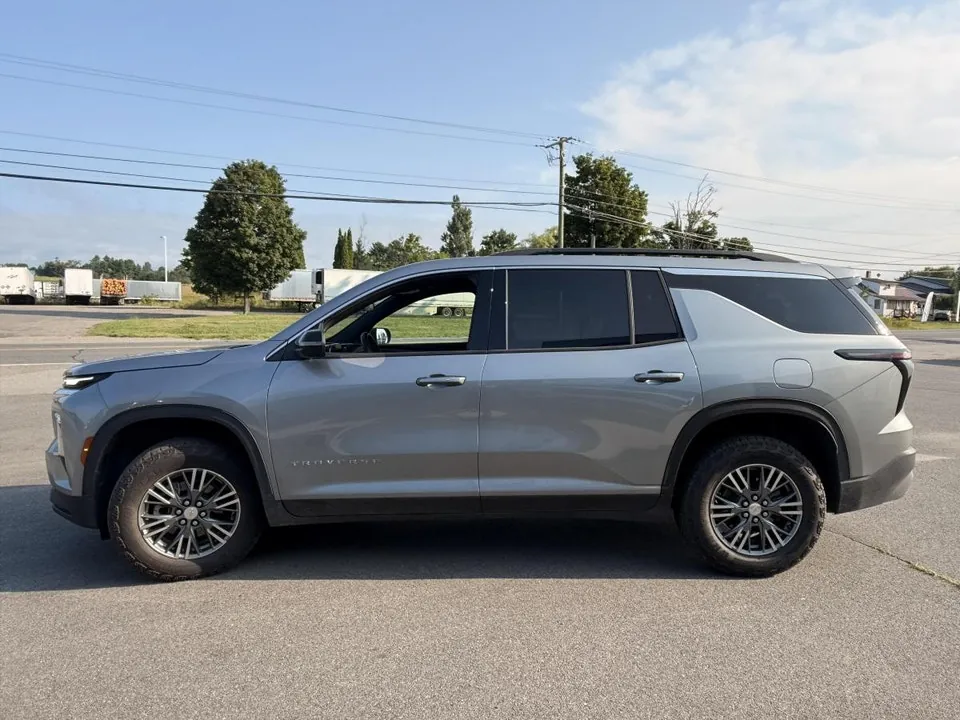 Chevrolet Traverse 2026 photo 3