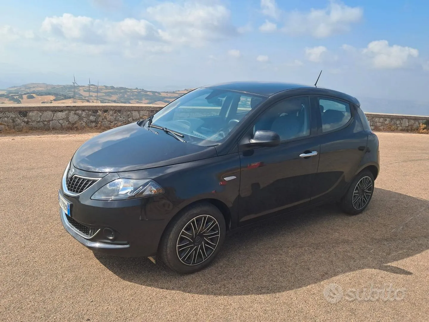Lancia Ypsilon