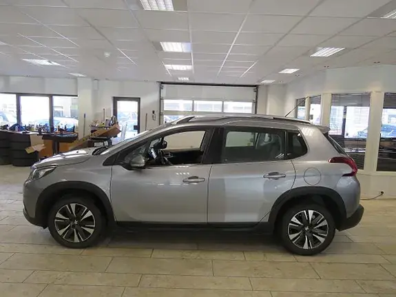 Peugeot 2008 2016 photo 2