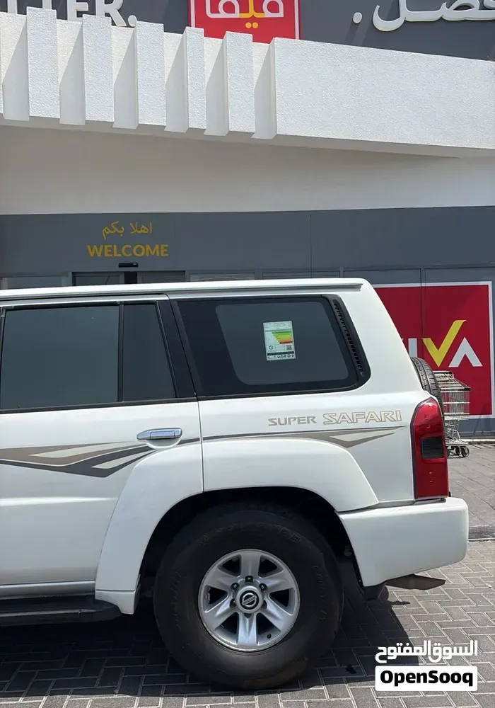 Nissan Patrol 2005 photo 5