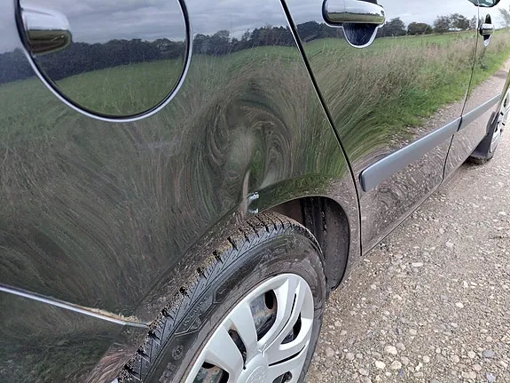 Skoda Fabia 2010 photo 5