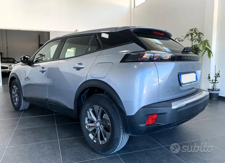Peugeot 2008 2023 photo 4