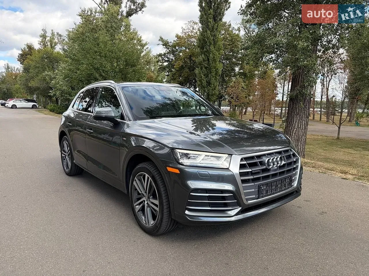 Audi Q5 2019 photo 2