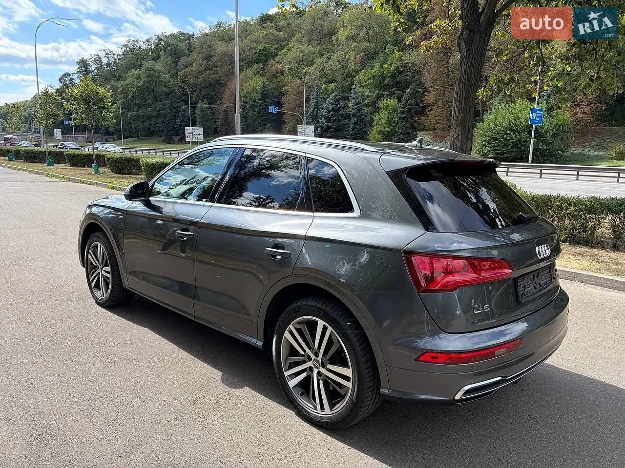Audi Q5 2019 photo 5