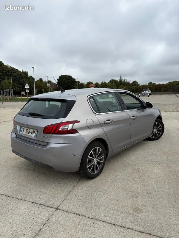 Peugeot 308 2016 photo 2