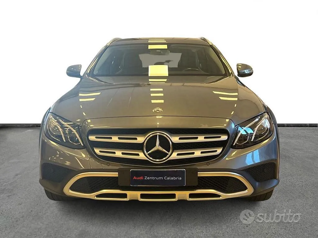 Mercedes-Benz E 2017 photo 2