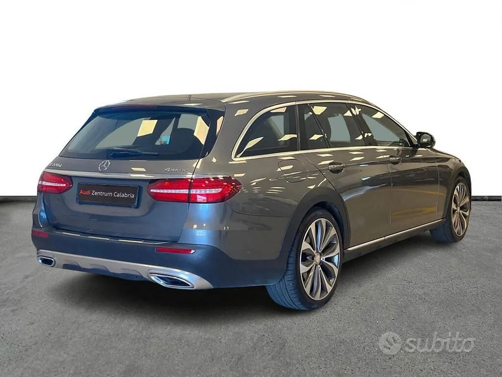 Mercedes-Benz E 2017 photo 4