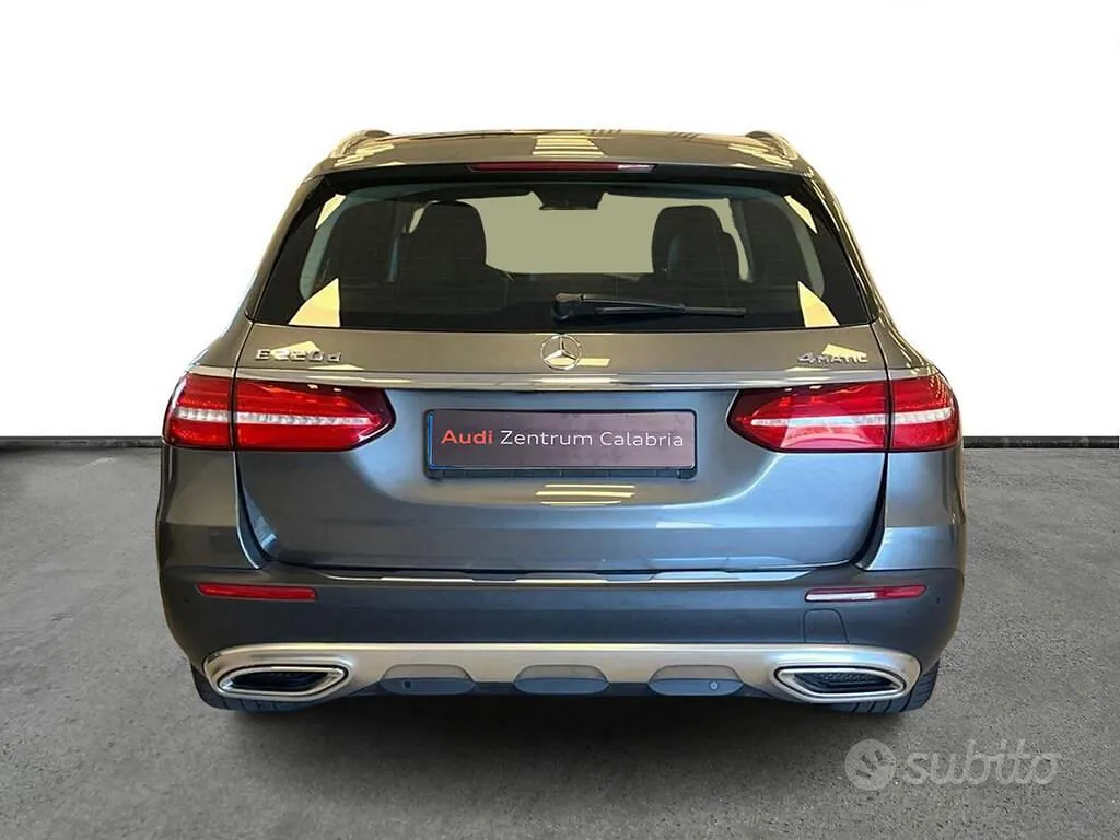 Mercedes-Benz E 2017 photo 5