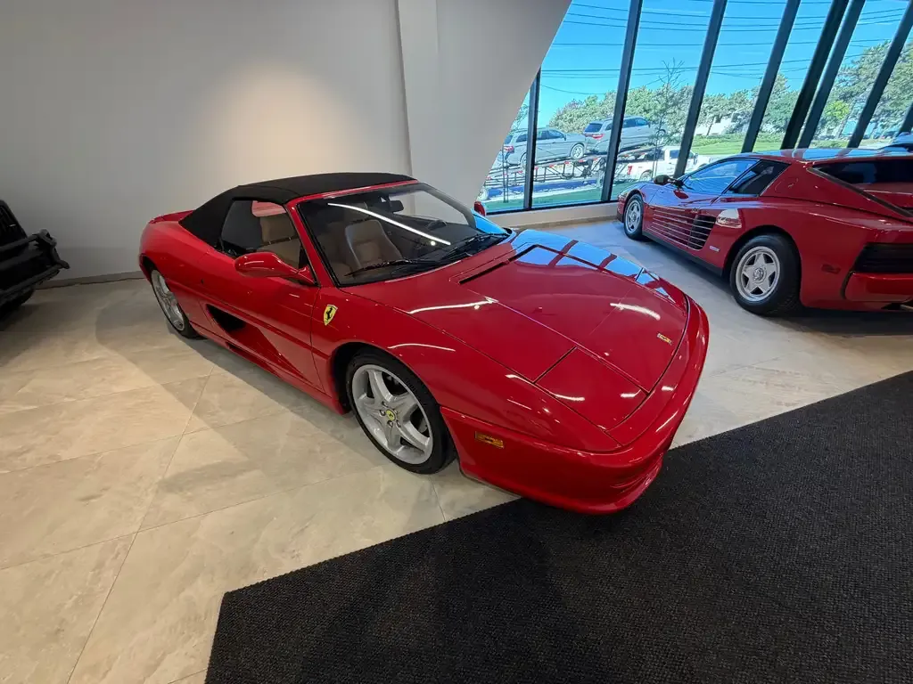 Ferrari F355 1999 photo 4