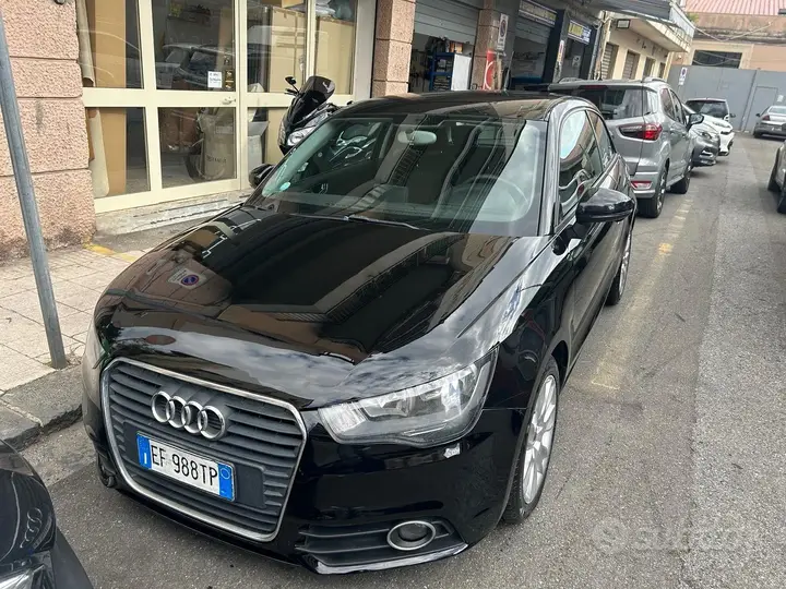 Audi A1 2011 photo 2