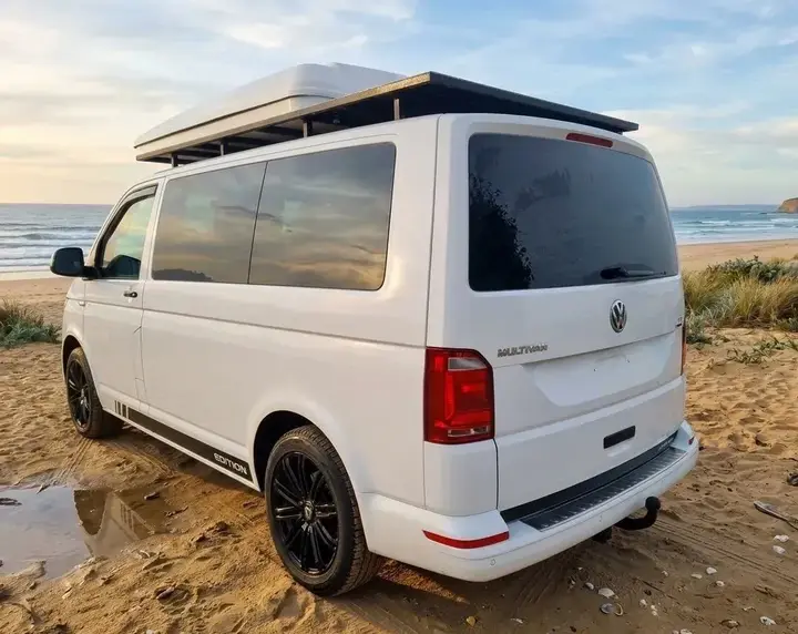 Volkswagen Multivan 2017 photo 2