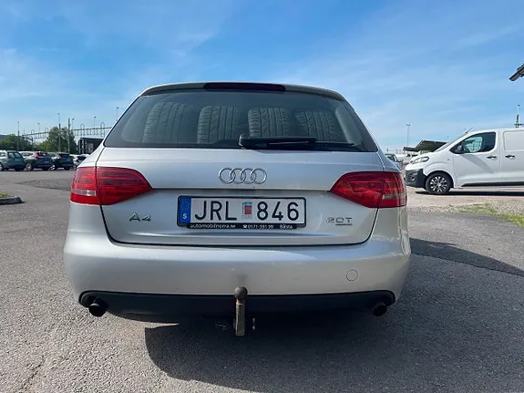 Audi A4 2009 photo 4