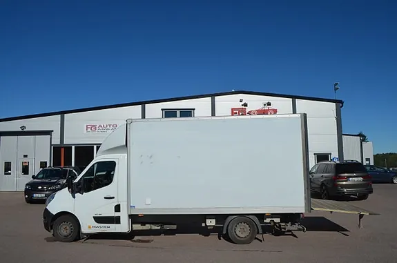 Renault Master 2013 photo 2