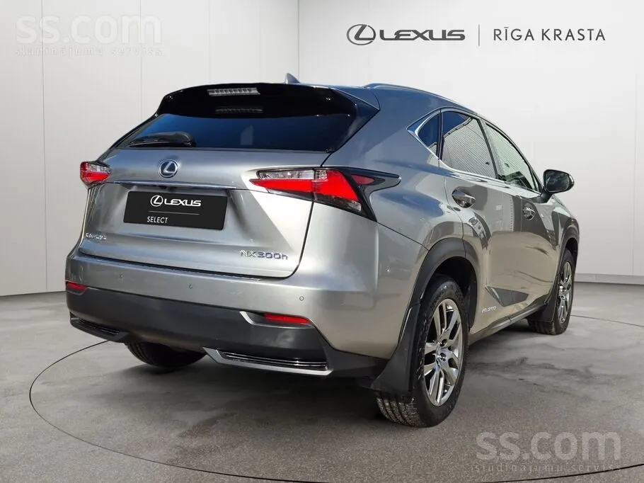 Lexus Nx300H 2017 photo 2