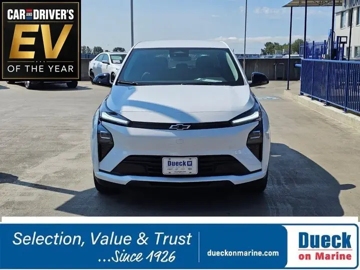 Chevrolet Bolt 2027 photo 3