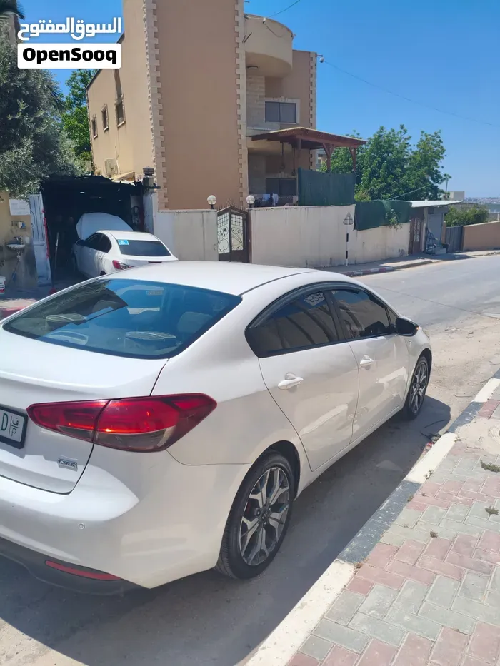 Kia K3 2017 photo 2