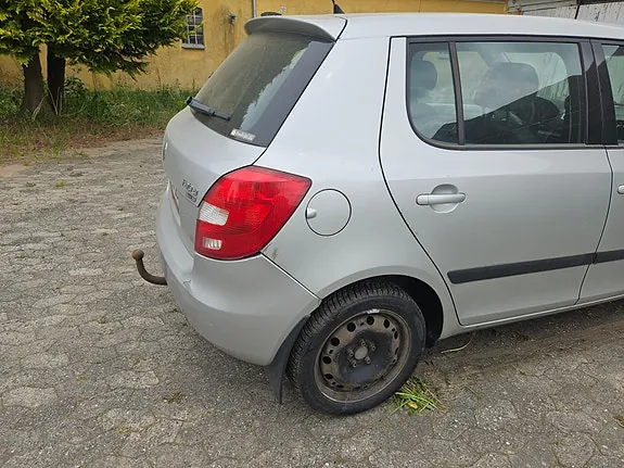 Skoda Fabia 2007 photo 3