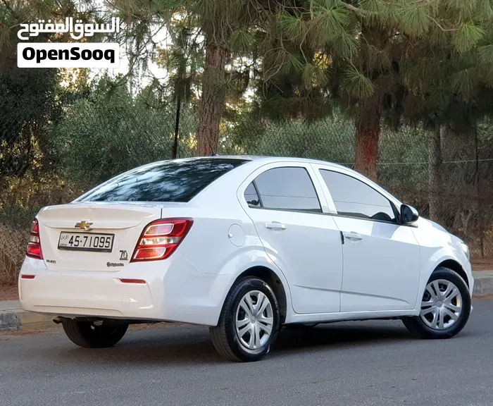 Chevrolet Aveo 2018 photo 2