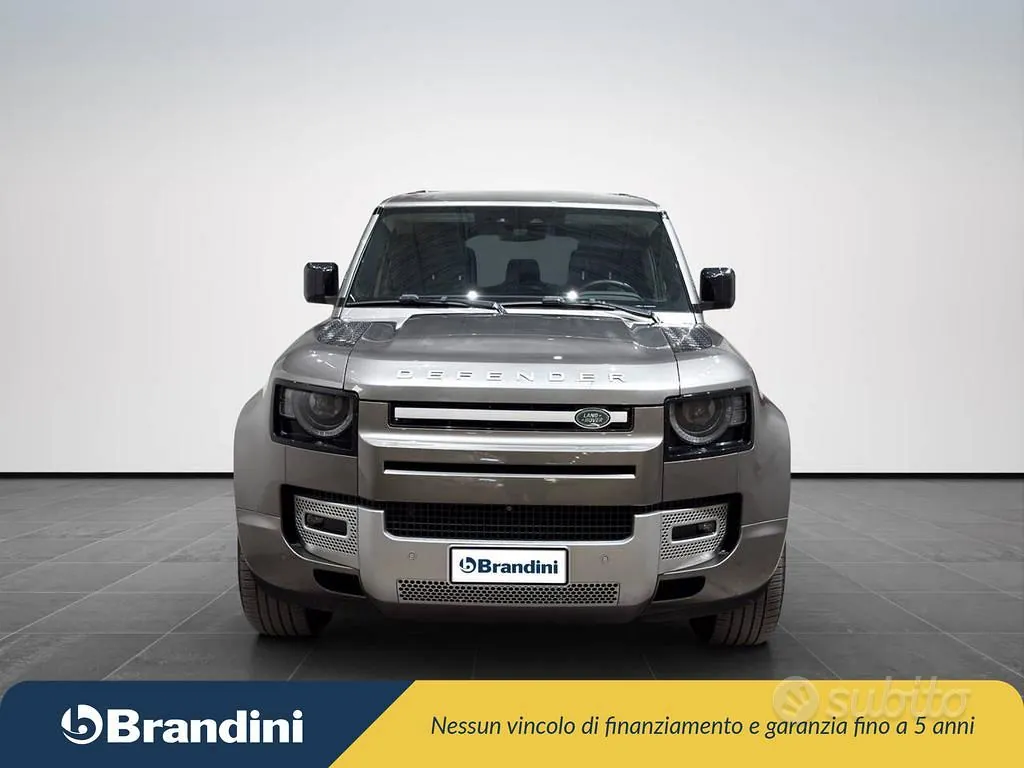 Land Rover Defender 2023 photo 3