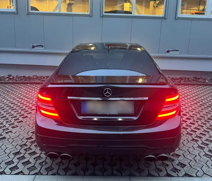 Mercedes-Benz C