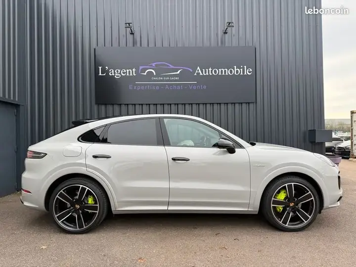 Porsche Cayenne 2021 photo 3